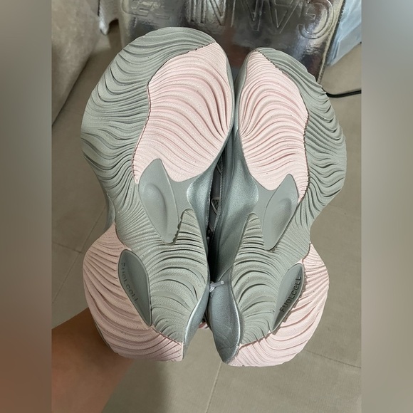 NWT GANNI x New Balance Silver and Pink WRPD Runner UNISEX - Picture 11 of 15